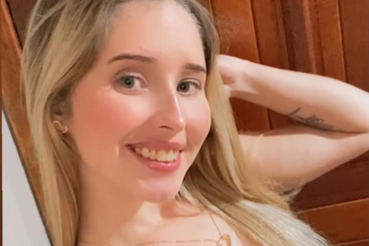 Sem roupa íntima, molhada e com areia, jovem chega morta à UPA