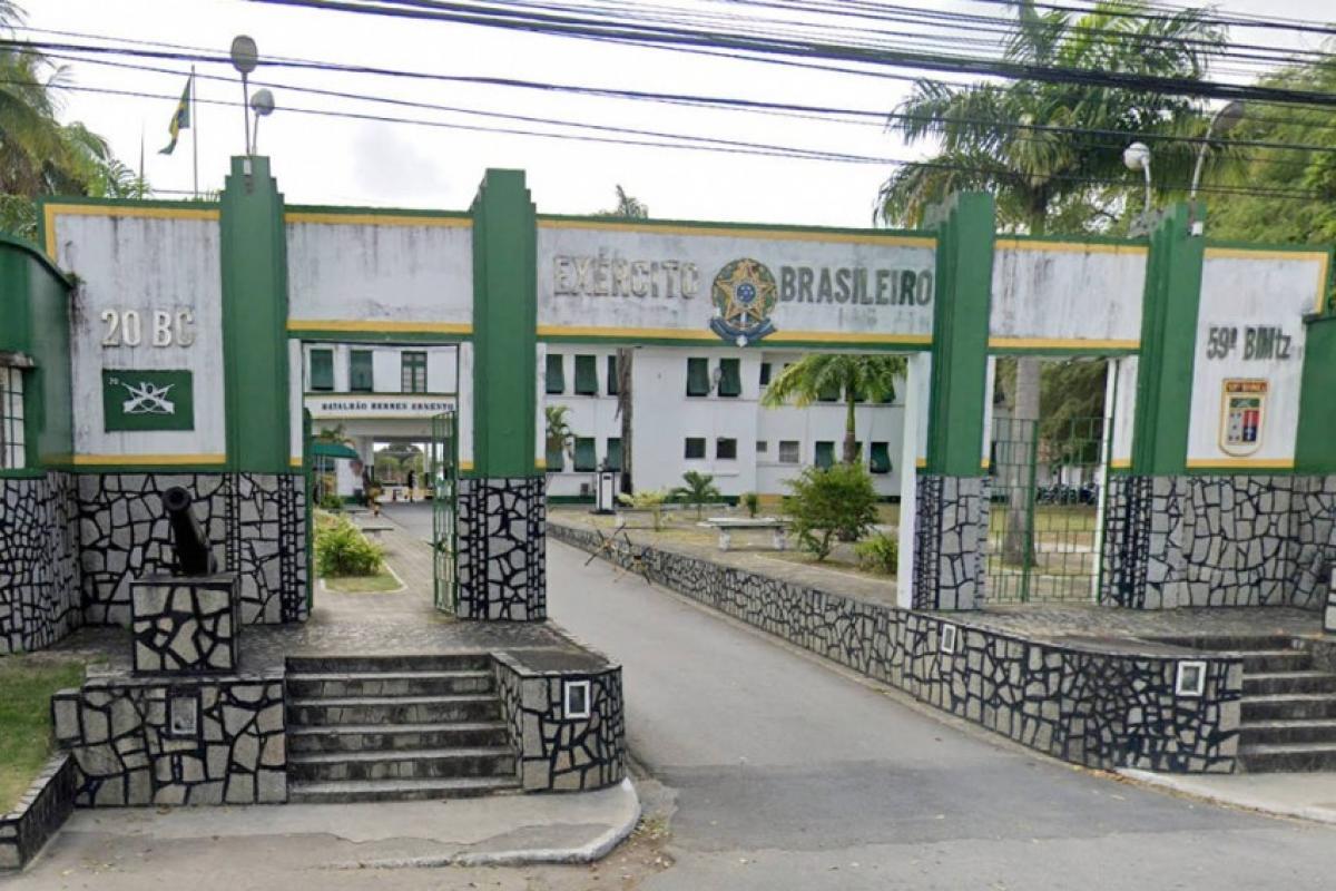 Soldados denunciam violência e abuso sexual dentro de quartel