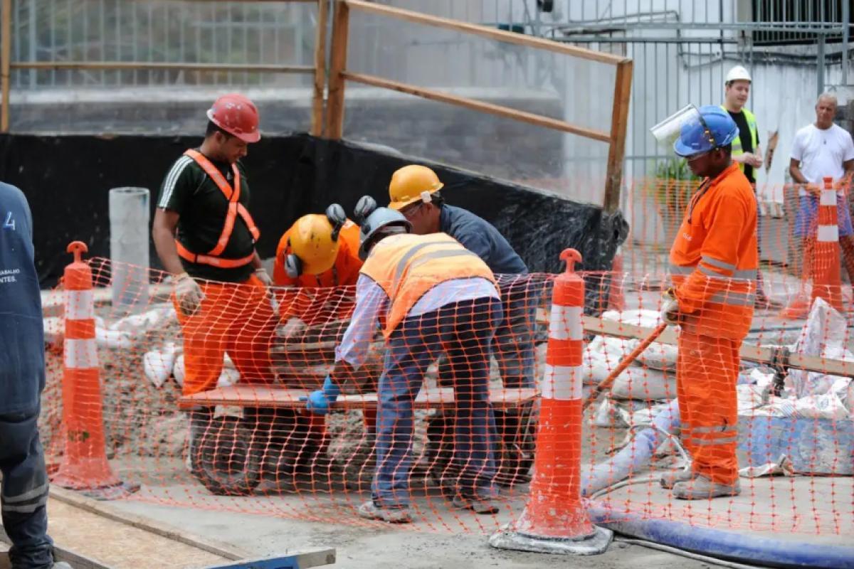 Trabalho no 1º de maio pode ter pagamento em dobro