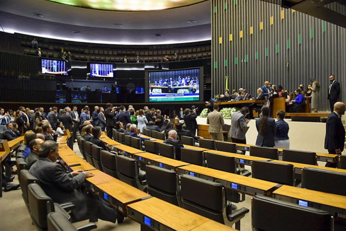 Bolsonaristas atacam mas Congresso espera validação de dosimetria