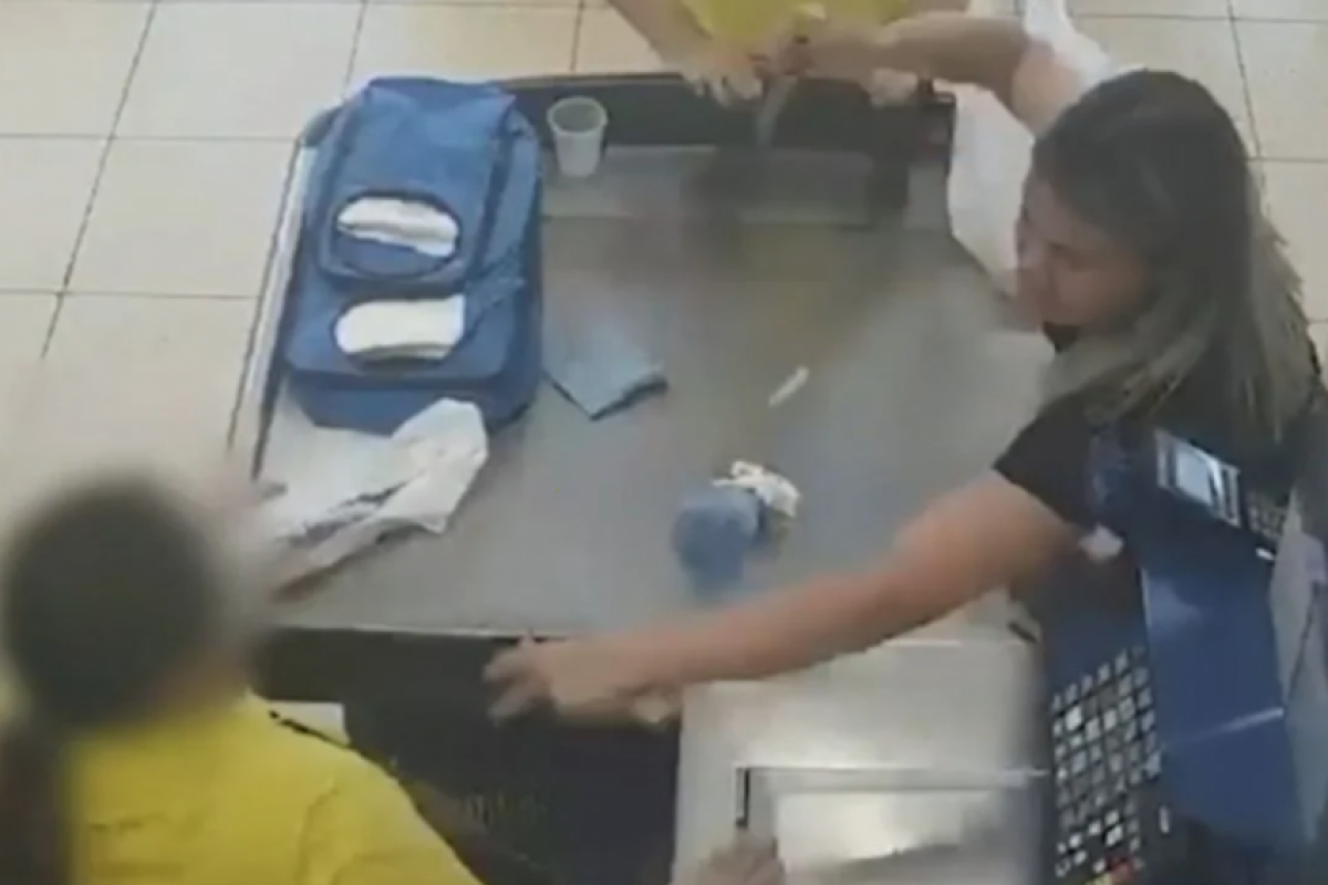 Condenada mulher que tentou matar ex-enteada em mercado