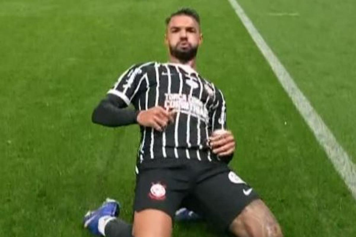 Corinthians bate São Paulo em jogaço, mas com briga