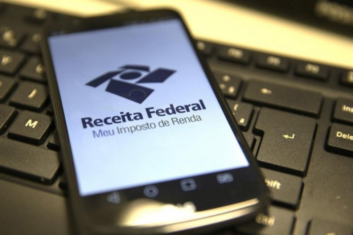 Isentos do IR em 2025 podem receber até R$ 1.000; Confira