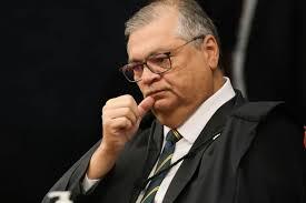 Master é elefante azul desfilando na Esplanada, diz Dino