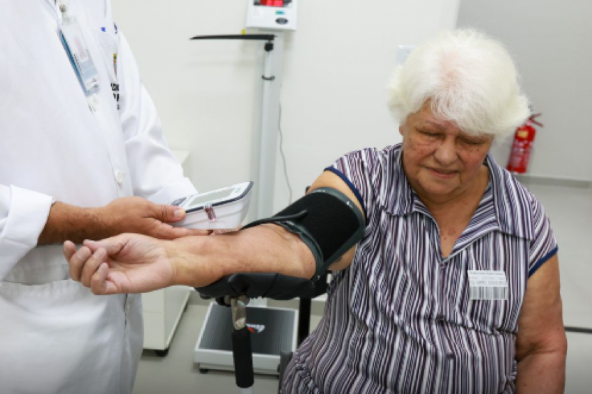 Pessoas 50+ vão representar metade do consumo com saúde em 2044