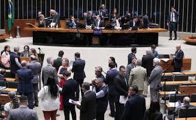 Projeto que limita fiscalização do Ibama é aprovado na Câmara