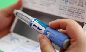 Semaglutida reduz consumo excessivo de álcool, diz estudo
