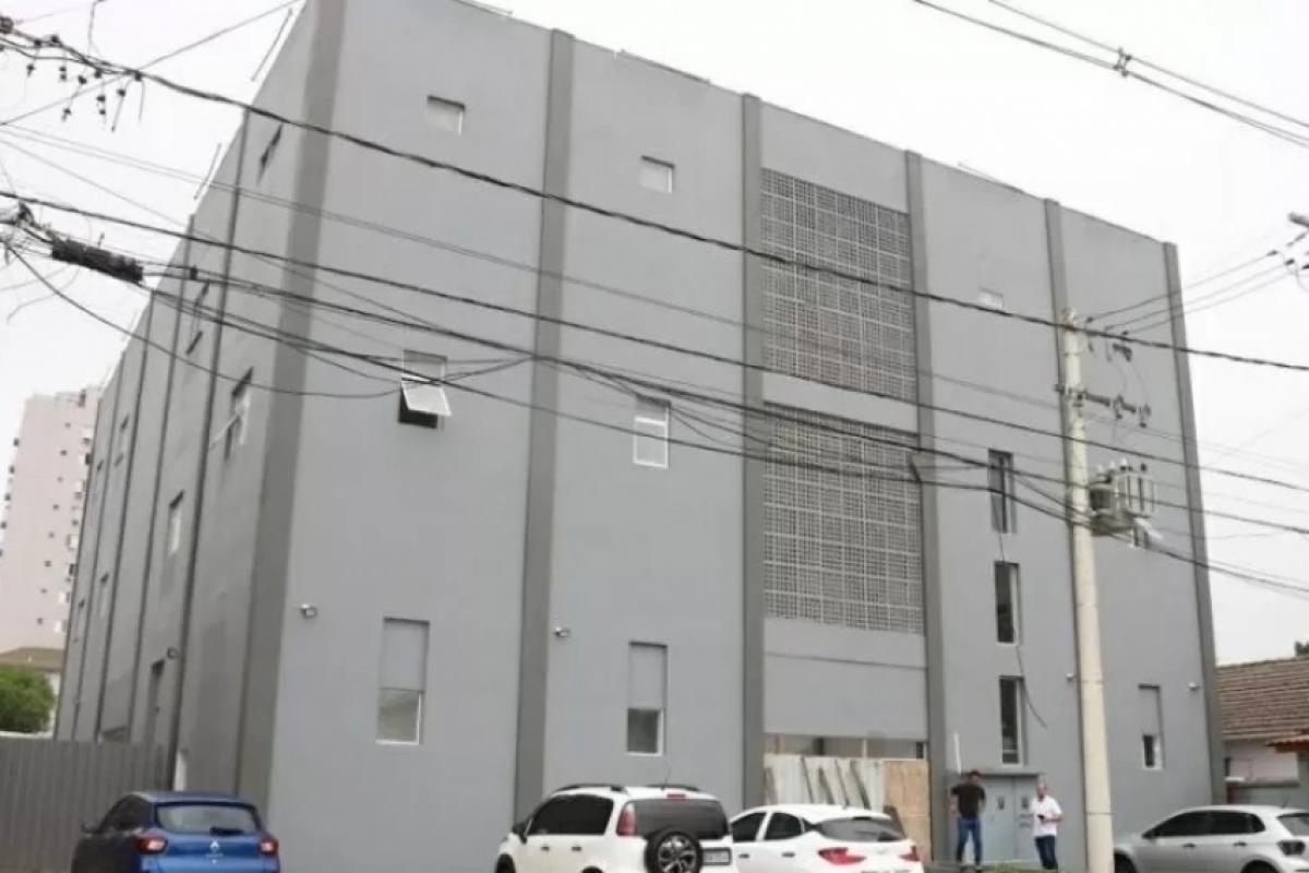 Agente do IML é preso ao transferir dinheiro com celular de morto