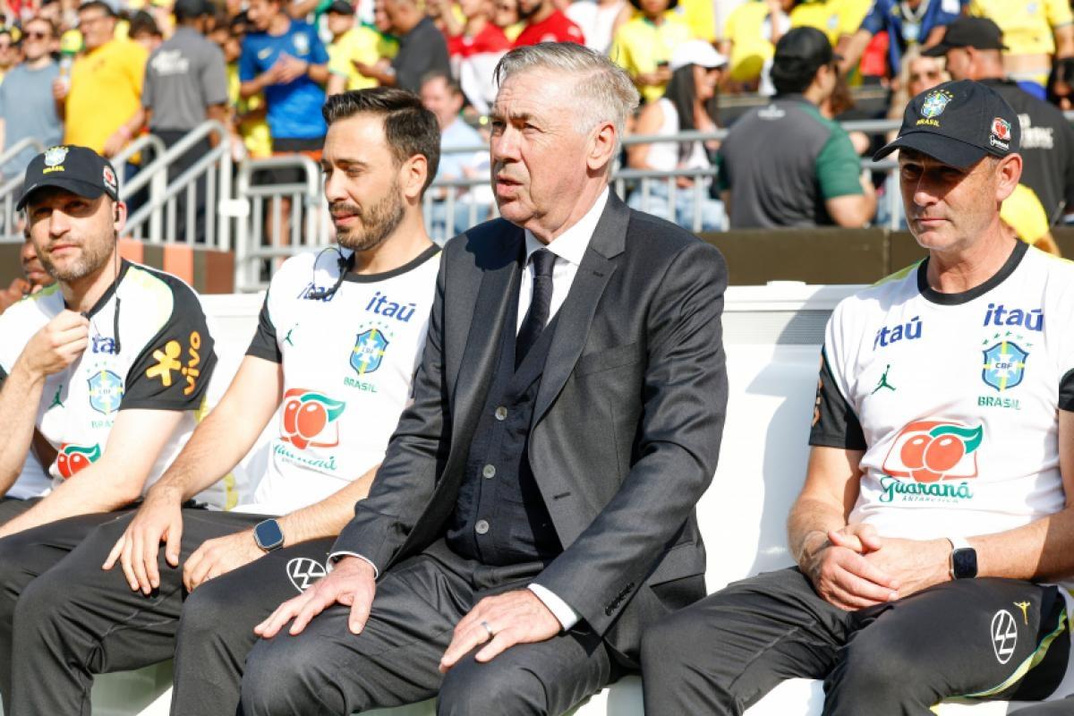 Ancelotti pode ser primeiro técnico forasteiro campeão do mundo