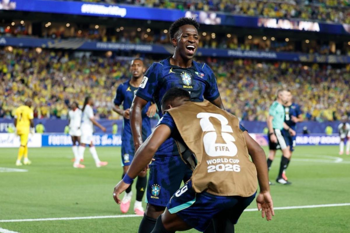 Brasil passa Alemanha e recupera liderança de gols em Copas
