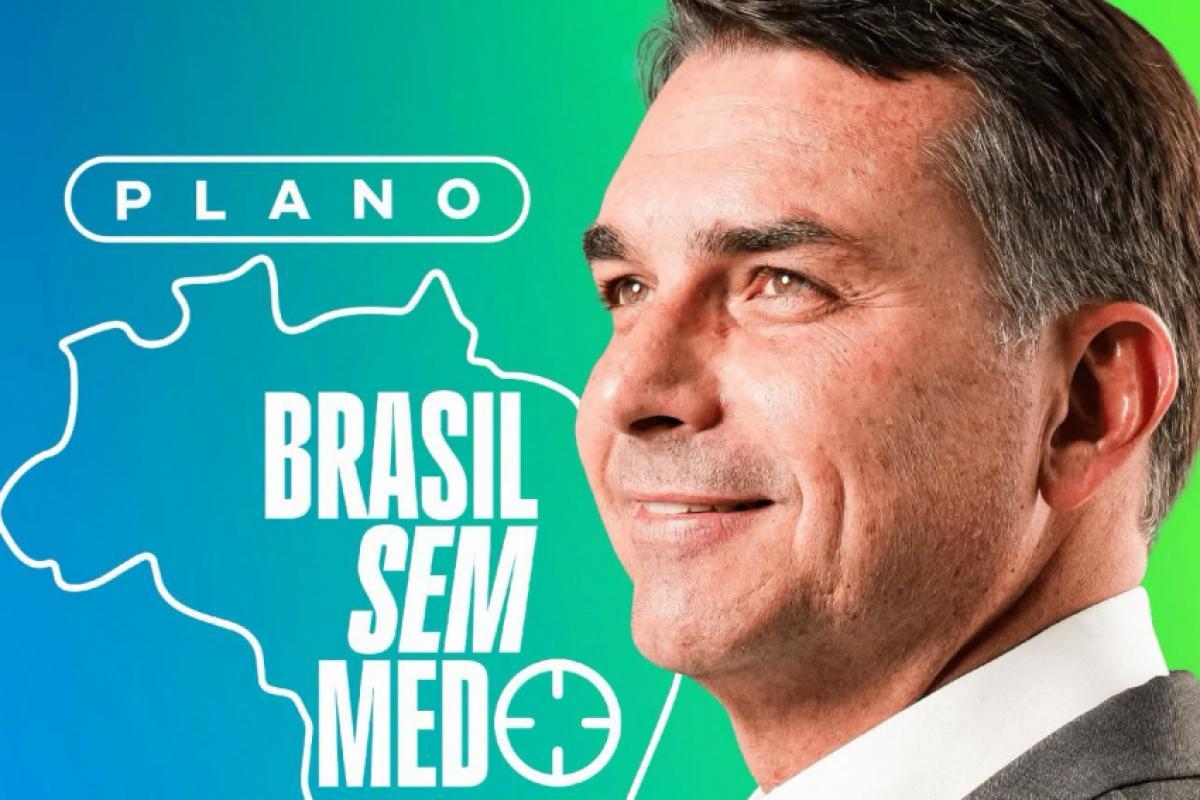 Flávio Bolsonaro apresenta plano com 12 medidas para segurança