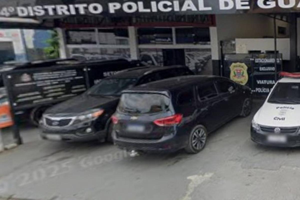Incêndio atinge delegacia em Guarulhos, na Grande São Paulo