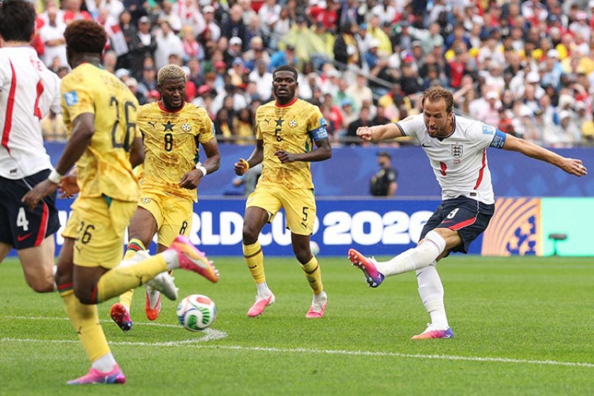 Kane passa em branco, e Inglaterra para em retranca de Gana