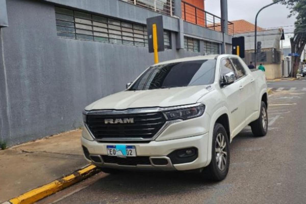 Motorista que escondeu placa se altera ao ser multado em Bauru