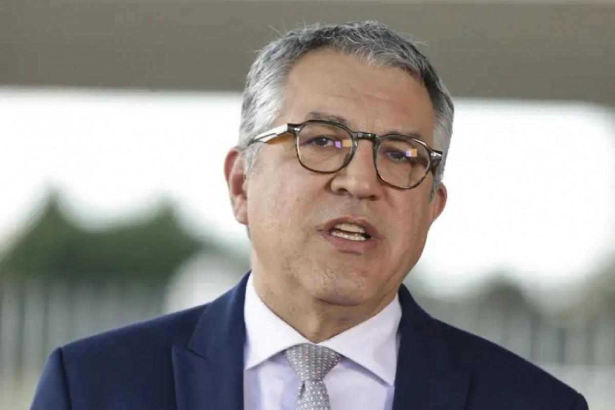 Padilha diz que lei garante aborto legal a vítimas de estupro