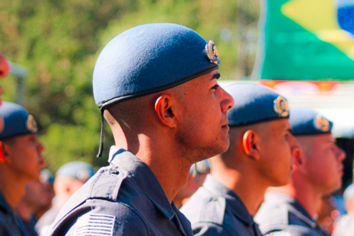 PM realiza concurso com 2 mil vagas e salário de R$ 5,4 mil