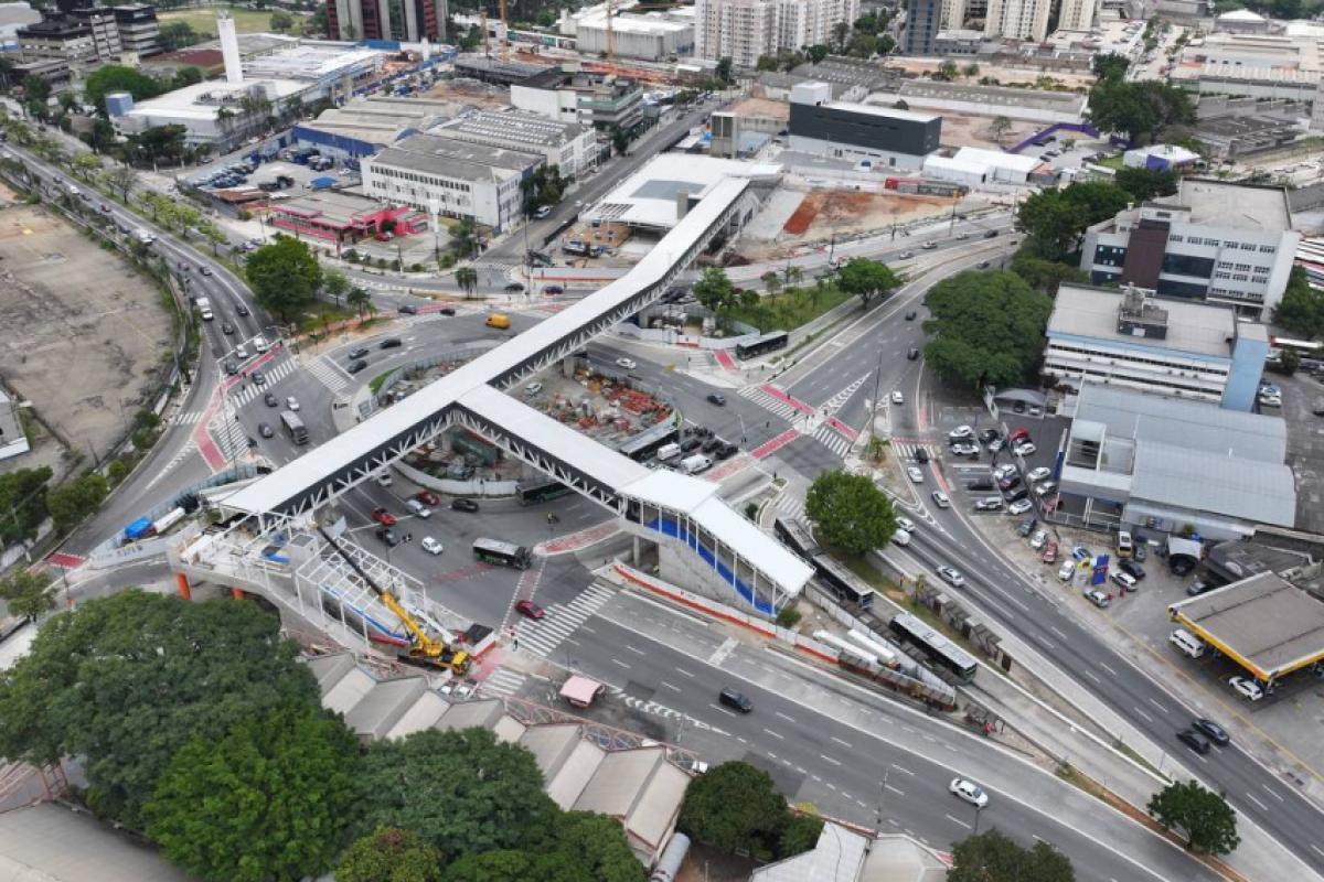 Tarcísio confirma antecipação da linha 6 do metrô pro fim do mês