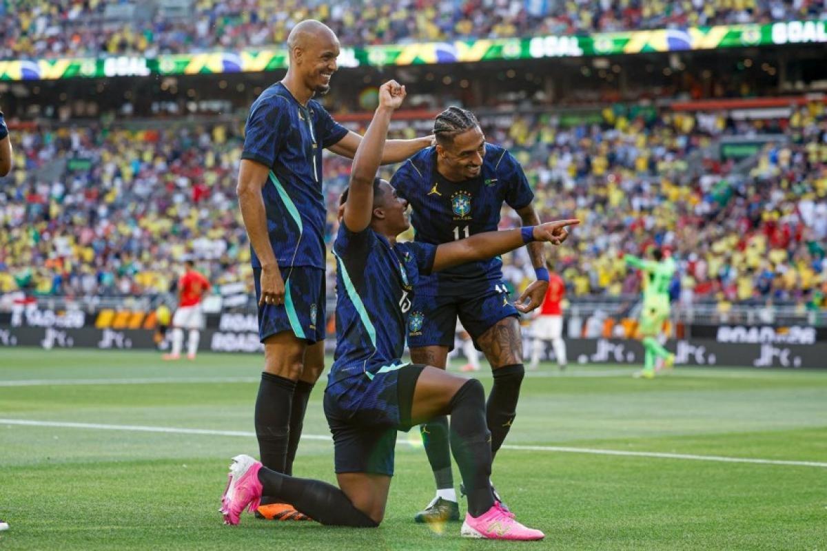 Zico pede Endrick como titular da seleção na Copa: 'É decisivo'