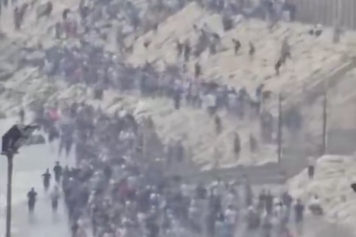 60 mil imigrantes marroquinos invadem Ceuta, na Espanha, em 24h