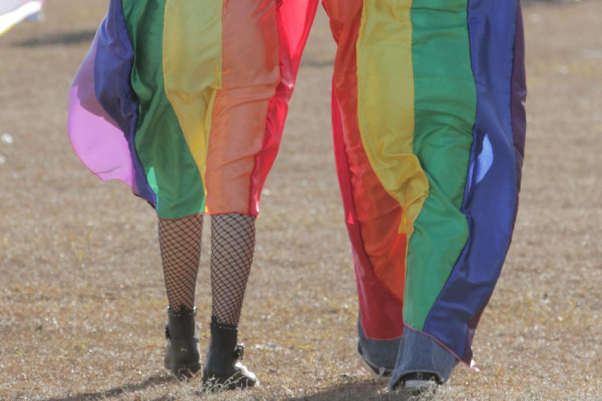 Aceitação da homossexualidade no Brasil cai de 79% para 72%