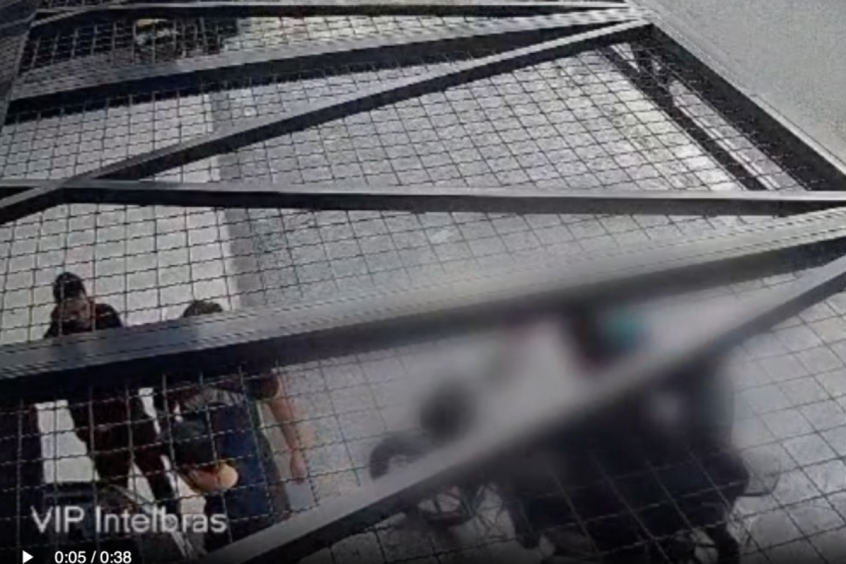 Amigos anunciam assalto 'de brincadeira' e tomam tiro de policial