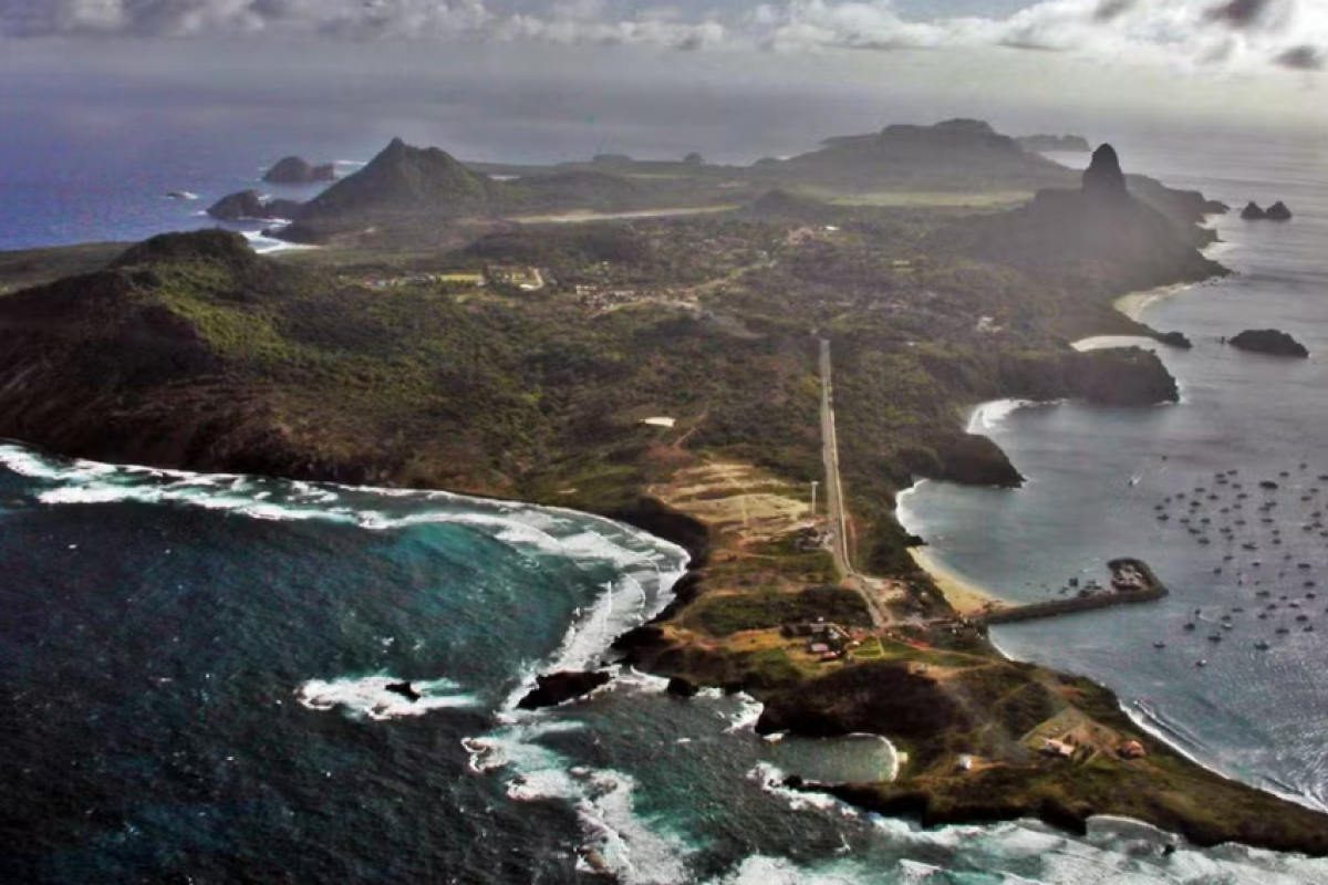 Bebê nasceu em Fernando de Noronha: por que é proibido na ilha?