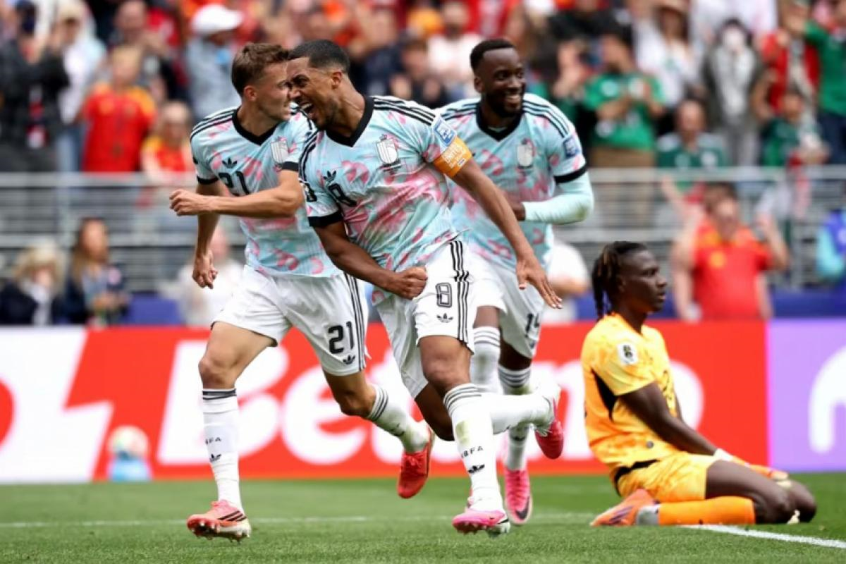 Bélgica vira contra o Senegal com pênalti no final da prorrogação