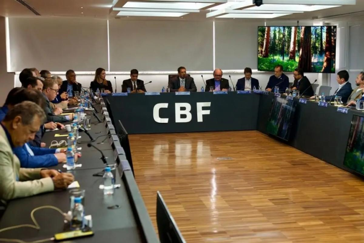 CBF define Copa América e 1º lugar das Eliminatórias como metas
