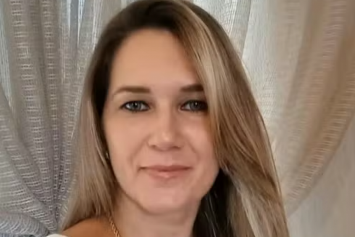 Corpo de professora é achado com marcas de violência