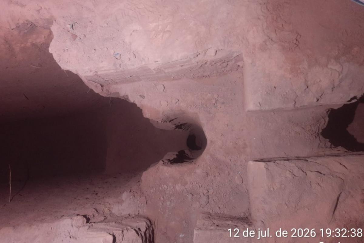 Criança é resgatada após cair em buraco com cerca de 7 metros
