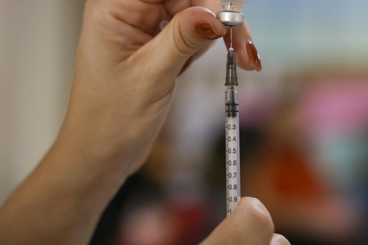 Eurofarma anuncia parceria para trazer vacina contra chikungunya