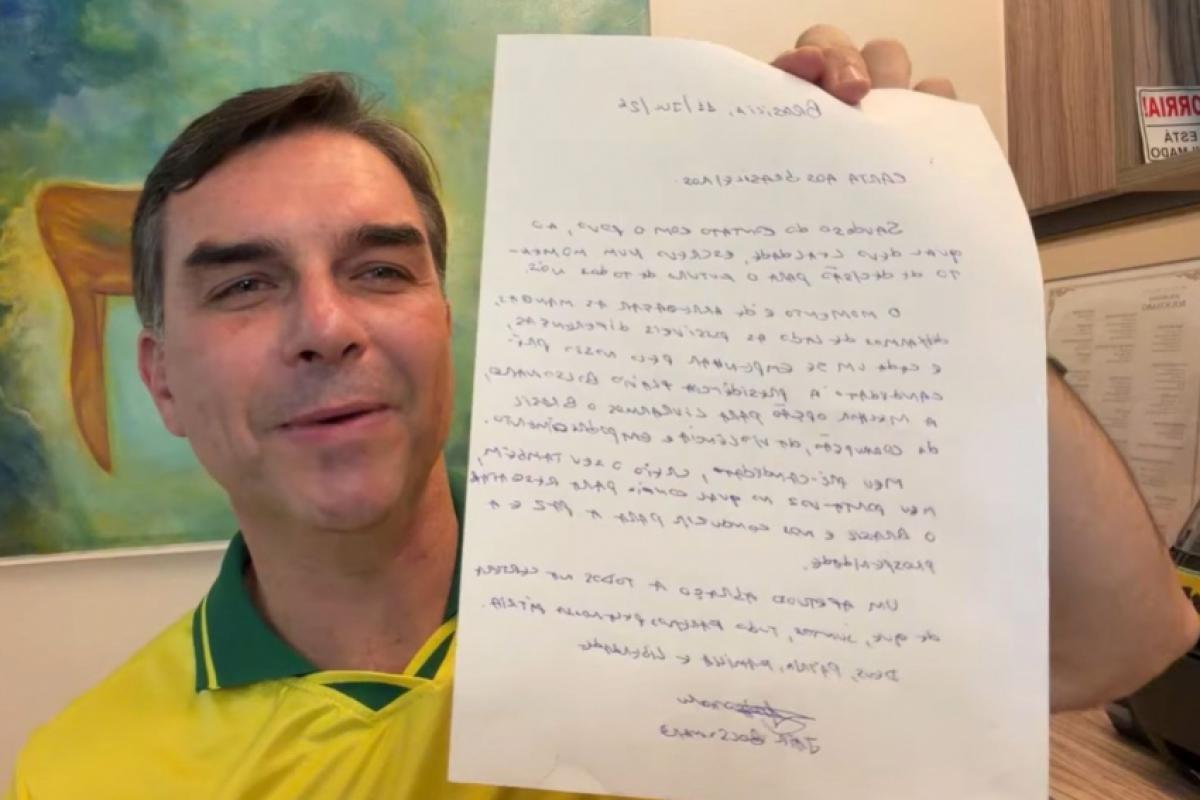 Flávio terá 20% menos tempo na TV que Lula se continuar isolado