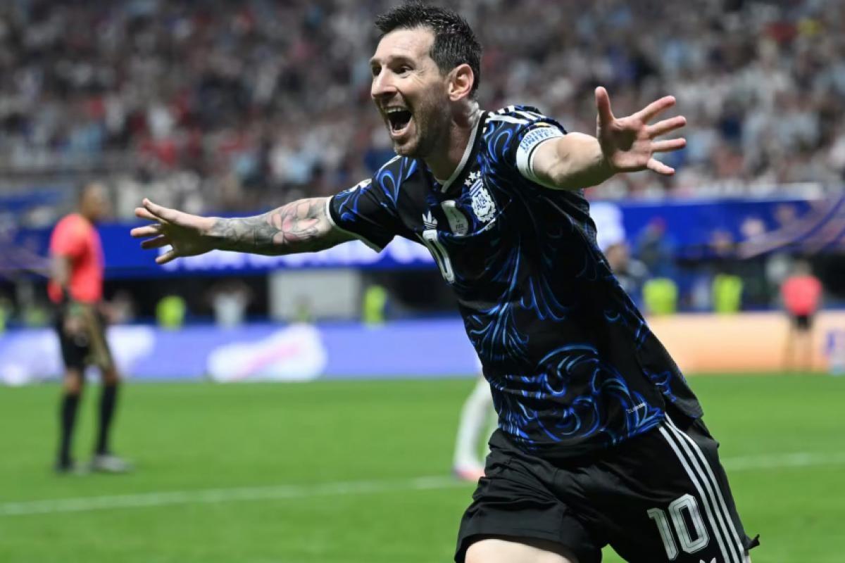 Forbes chama Messi de 'Princesa da Fifa' e cita críticas a craque