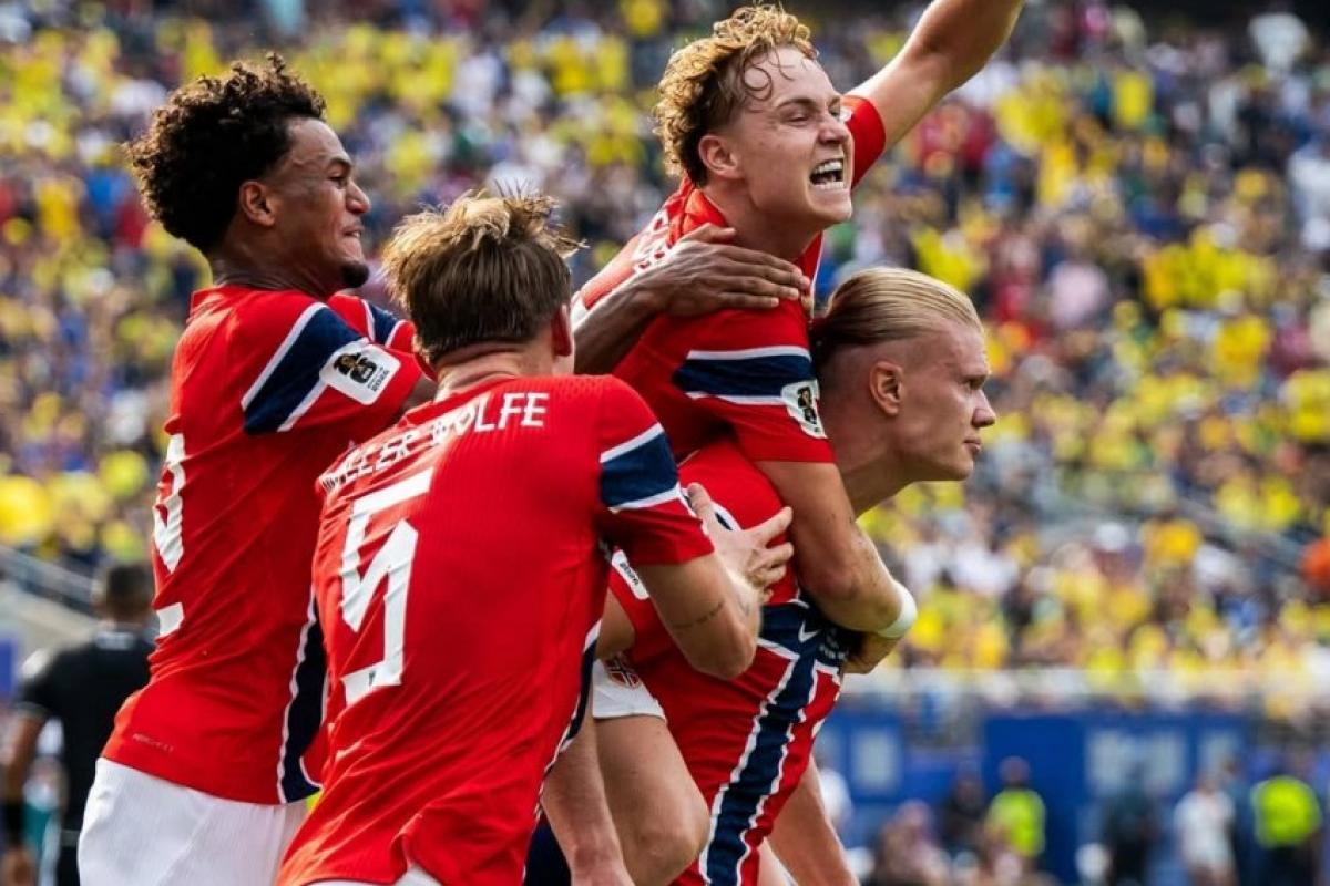 Haaland marca duas vezes e Brasil está fora da Copa