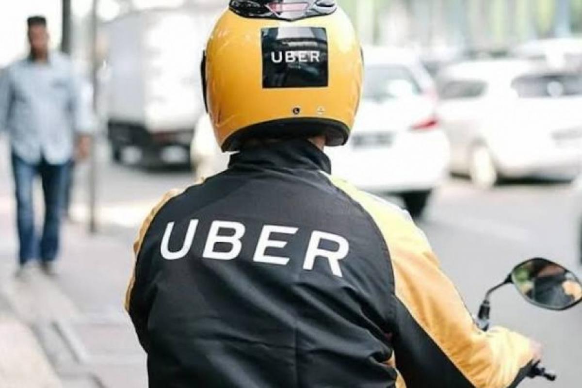 Justiça suspende decisão que liberava mototáxi da Uber em SP