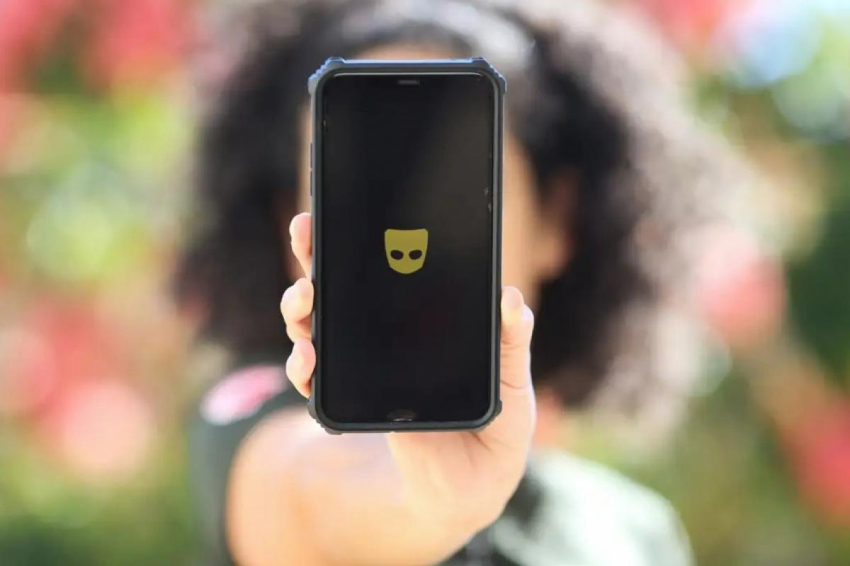 MJ identifica 32 sites de IA que alteram fotos para gerar nudez