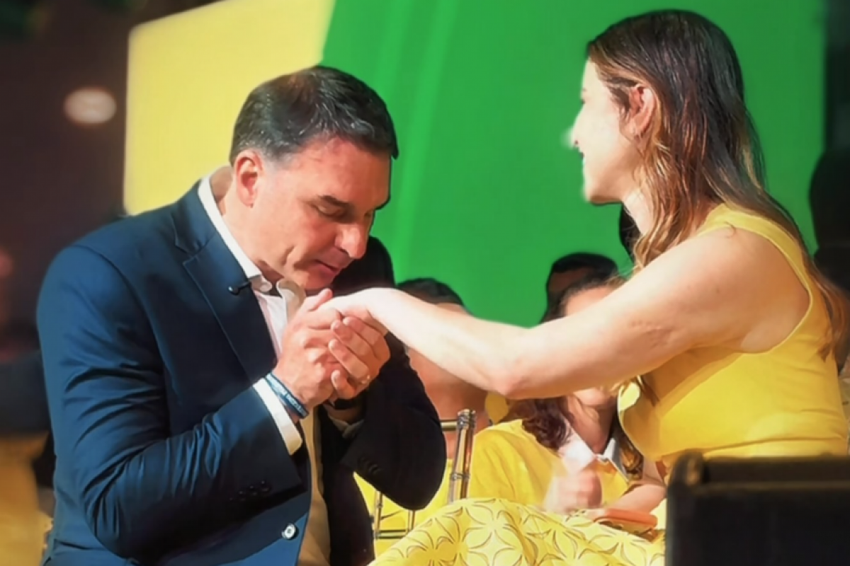 Padrão: Como o pai, Flávio emperra no eleitorado feminino