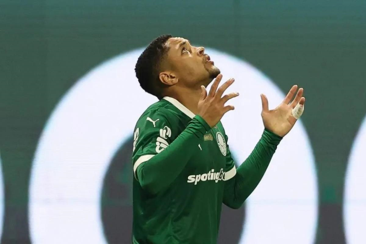 Palmeiras planeja ter Vitor Roque no primeiro jogo após a Copa