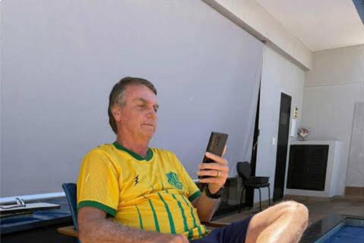 PGR defende manutenção da prisão domiciliar de Bolsonaro