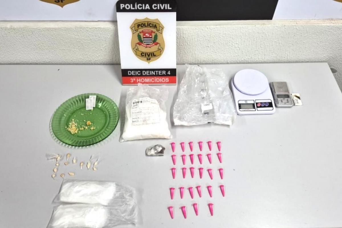 Polícia Civil prende homem por tráfico na Quinta da Bela Olinda