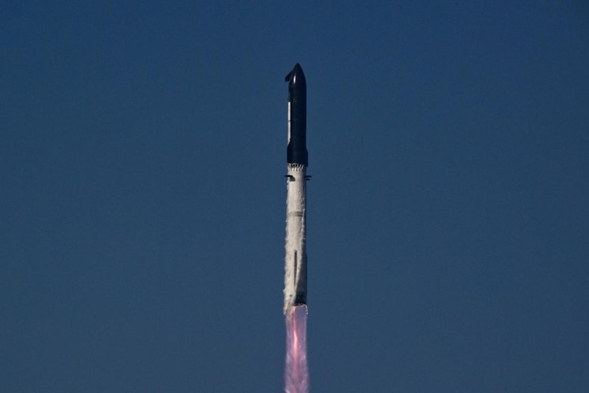 SpaceX lança Starship com sucesso e abre caminho para voo orbital
