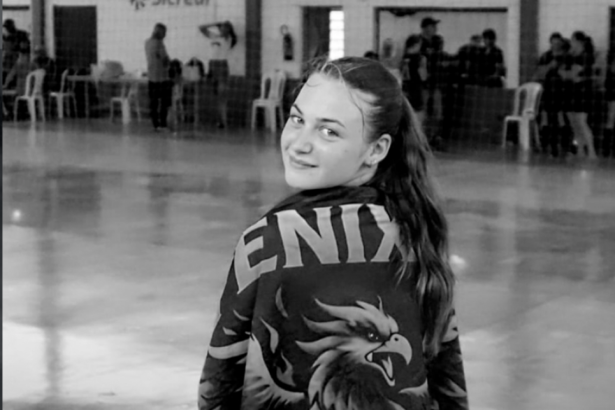 Ex-padrasto esfaqueia e mata menina de 14 anos