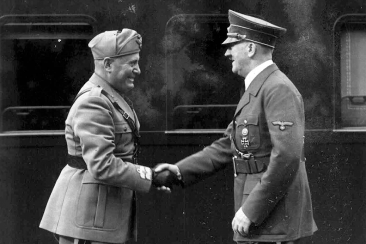 'Liderança': Diretora de ensino sugere ler Hitler e Mussolini