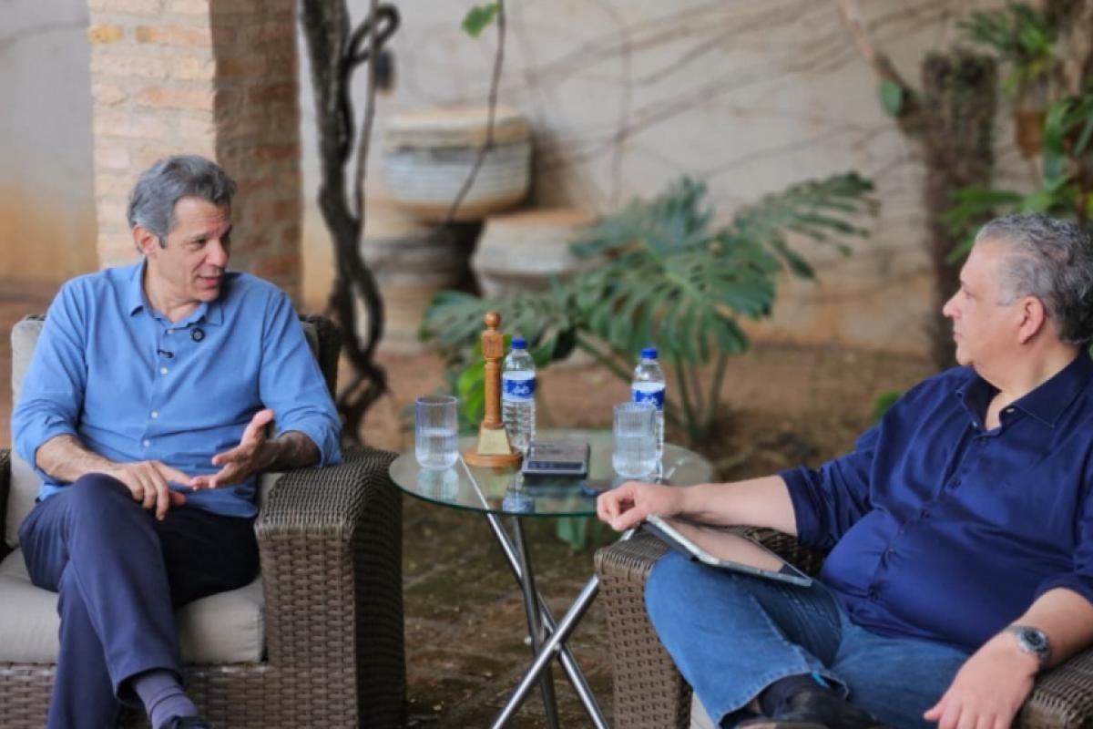 Mexer comigo é uma coisa, diz Haddad após PM seguir seu motorista