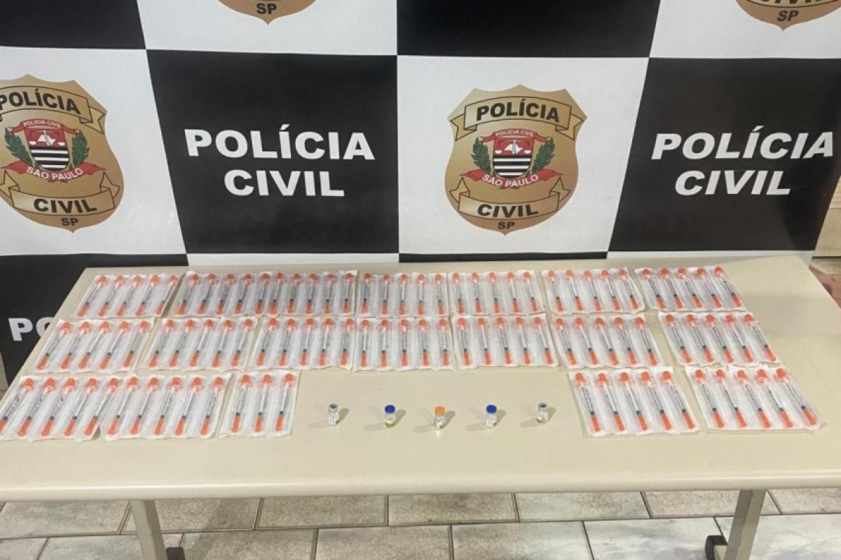 Pai e filha são suspeitos de venderem canetas emagrecedoras
