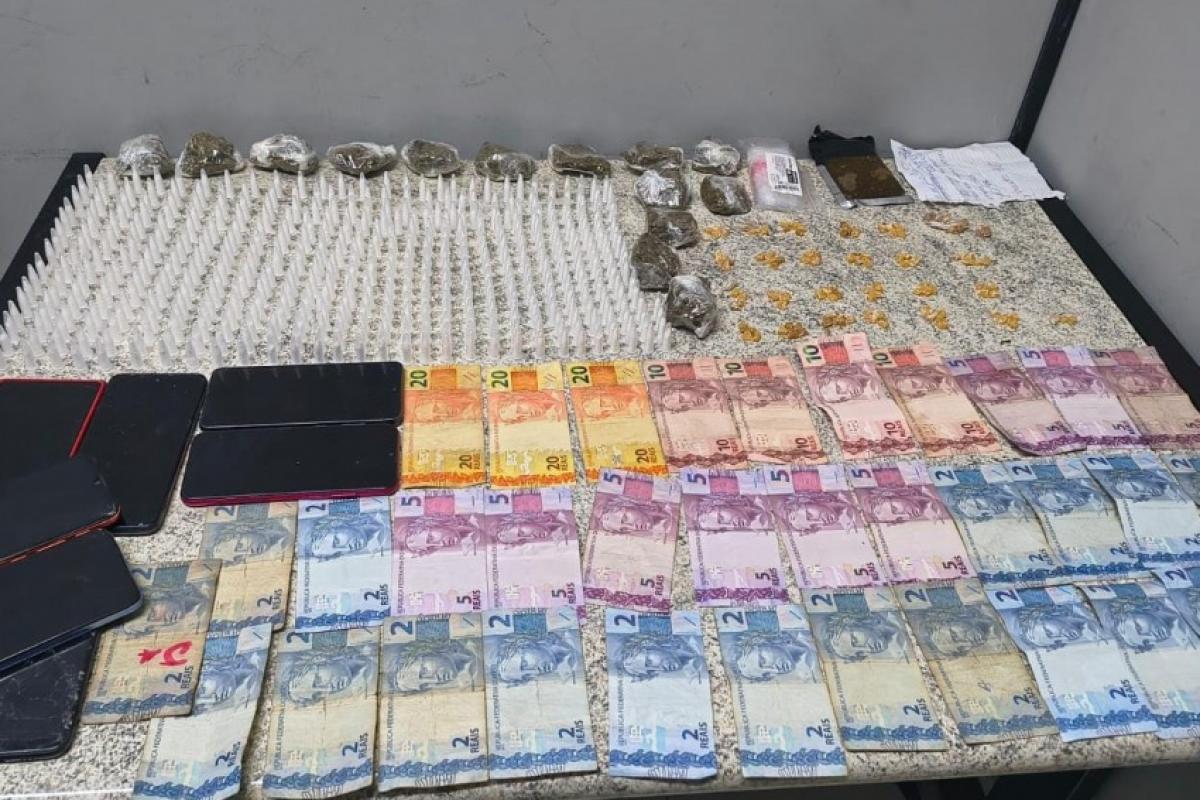 PM prende homem com grande quantidade de drogas em Bauru