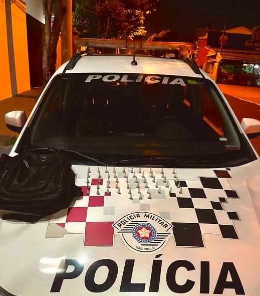 Polícia Militar prende homem por tráfico de drogas na madrugada em Pirajuí