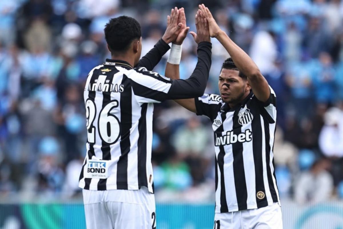 Sem Neymar, Santos avança na Sul-Americana e encara o Atlético-MG
