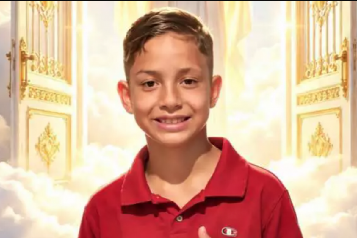 Menino volta à escola para se despedir de amigo e é atropelado