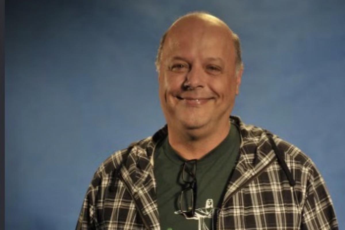 Morre Roney Facchini, ator de Rá-Tim-Bum, aos 73 anos